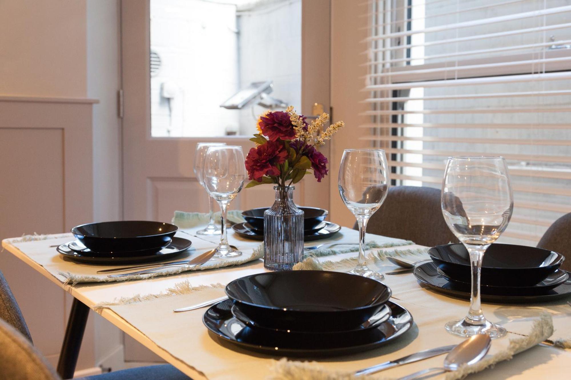 1 Bed - Long Term Rates- Contractors-professionals-relocators